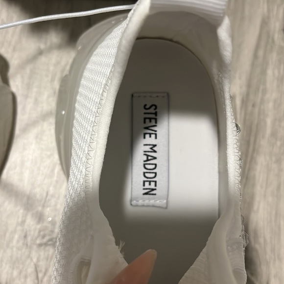 Steve Madden white shoes - Picture 8 of 10